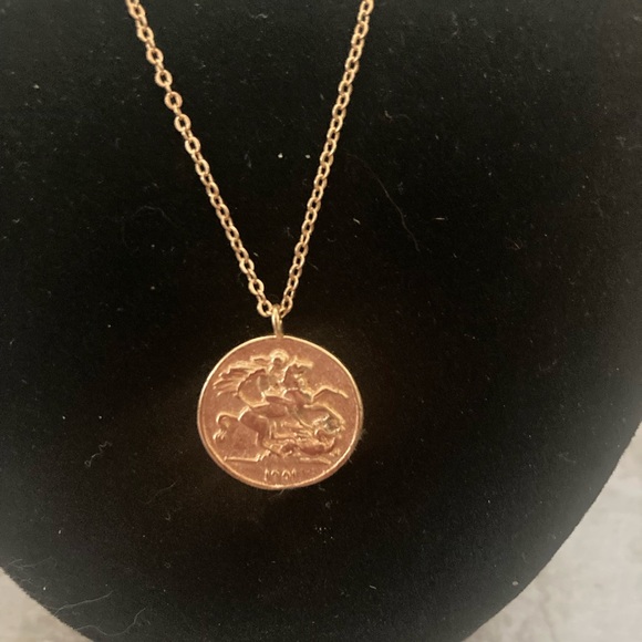 Gold color necklace with coin pendant - Picture 2 of 5